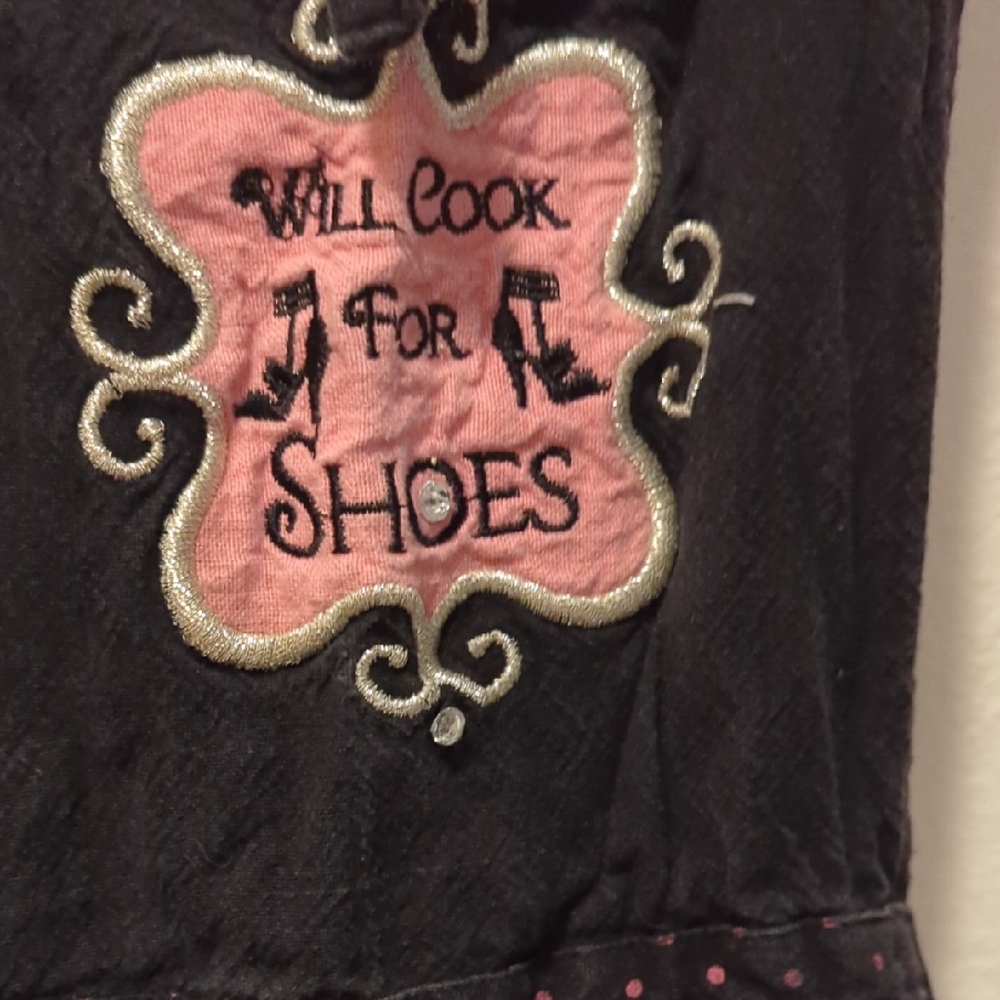 Source Unknown Black and Pink Kitchen Apron
